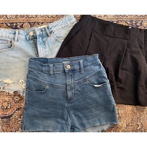 Set of Shorts | Size Small (see listing for details)